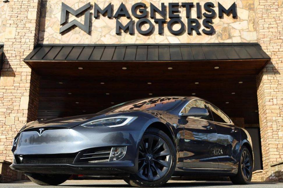 TESLA MODEL S 2019 5YJSA1E20KF334717 image